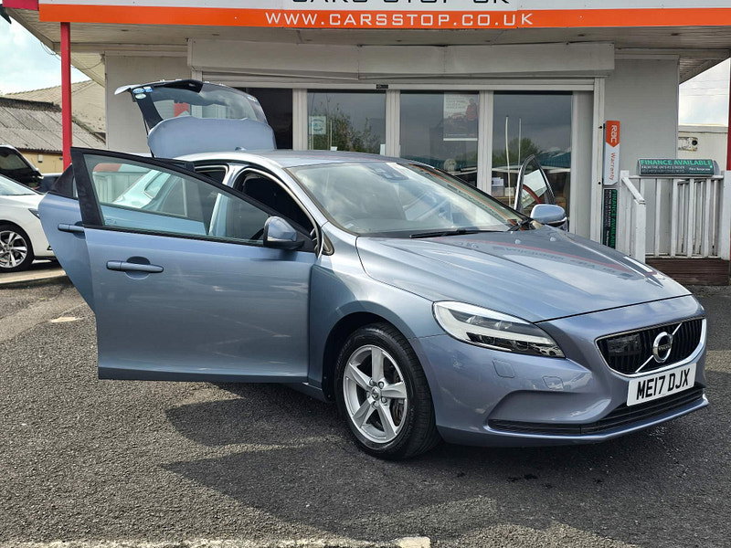 Volvo V40 1.5 T3 Momentum Nav Plus Auto Euro 6 (s/s) 5dr 5dr Automatic 2017