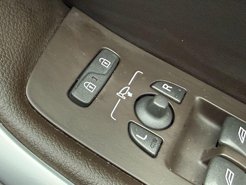 Volvo V40 1.5 T3 SE Auto Euro 6 (s/s) 5dr 5dr Automatic 2015
