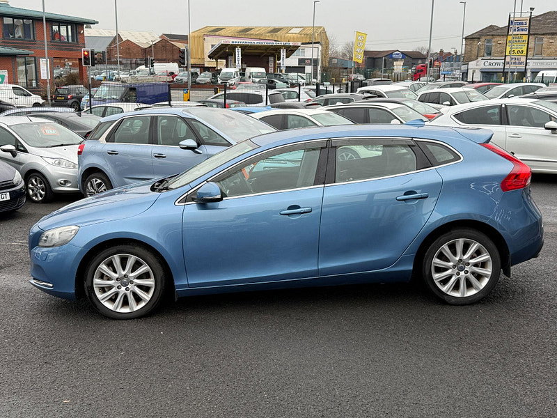 Volvo V40 1.5 T3 SE Hatchback 5dr Petrol Auto Euro 6 (s/s) (152 ps) 5dr Automatic 2015