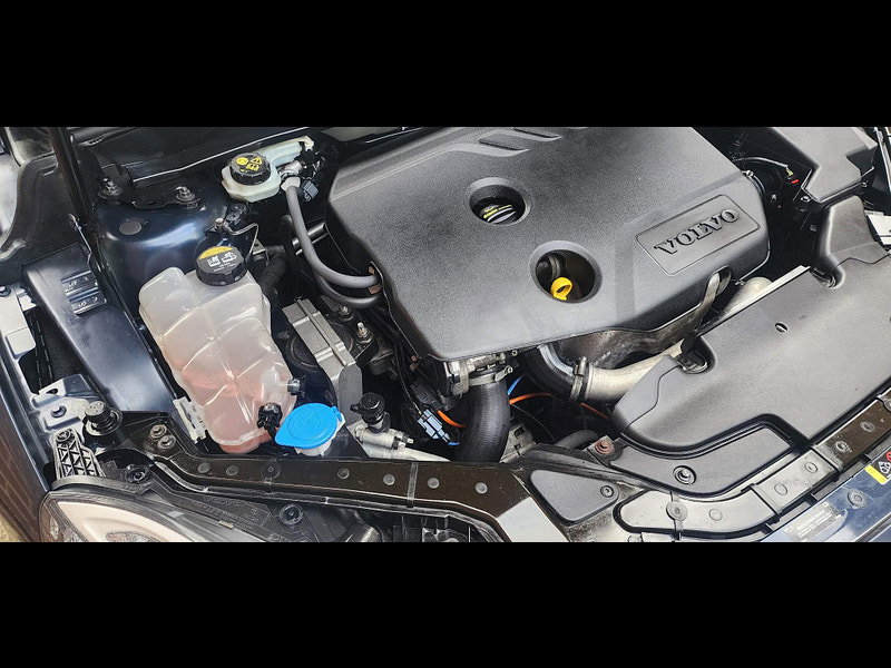 Volvo V40 1.6 D2 SE Lux Hatchback 5dr Diesel Powershift Euro 5 (s/s) (115 ps) 5dr Automatic 2014