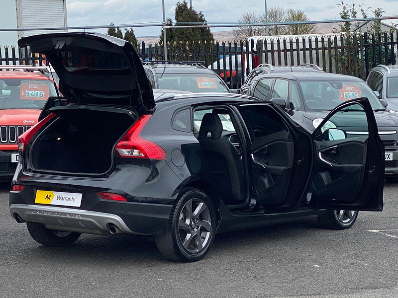 Volvo V40 Cross Country 2.0 T5 Lux Nav Geartronic AWD Euro 6 (s/s) 5dr 5dr Automatic 2014