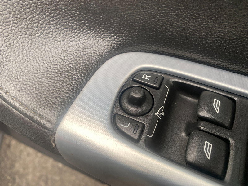 Volvo V50 1.6D DRIVe SE Lux Euro 4 (s/s) 5dr 5dr Manual 2010