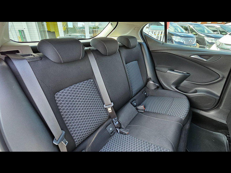 Vauxhall Astra 1.4i Design Euro 6 5dr 5dr Manual 2016