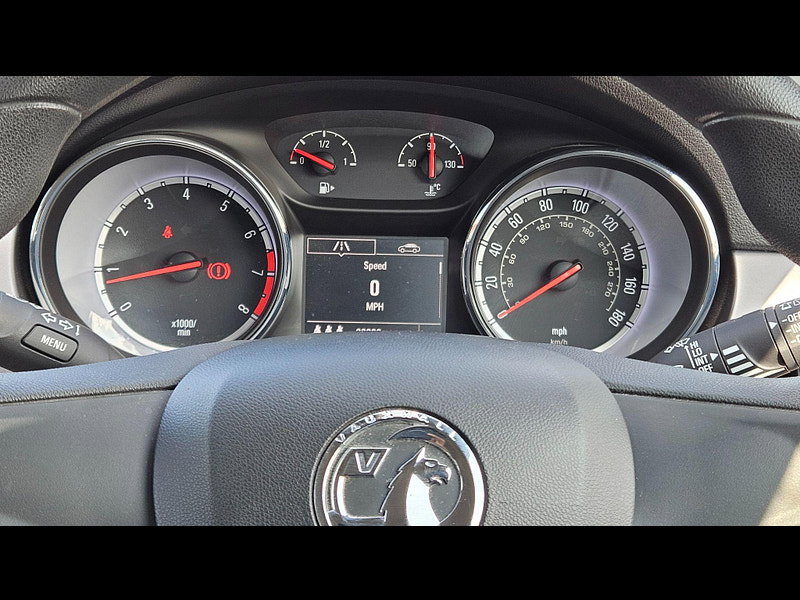 Vauxhall Astra 1.4i Design Euro 6 5dr 5dr Manual 2016