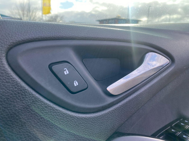 Vauxhall Astra 1.4i Energy Euro 6 5dr 5dr Manual 2017