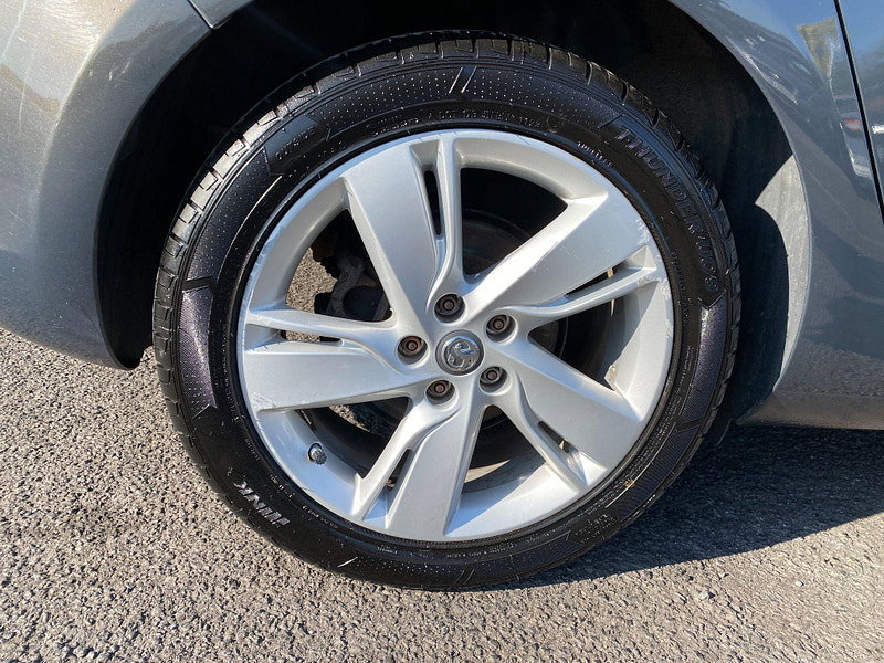 Vauxhall Astra 1.4i SRi Euro 6 5dr 5dr Manual 2015