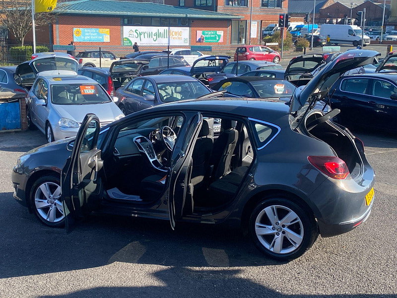 Vauxhall Astra 1.4i SRi Euro 6 5dr 5dr Manual 2015