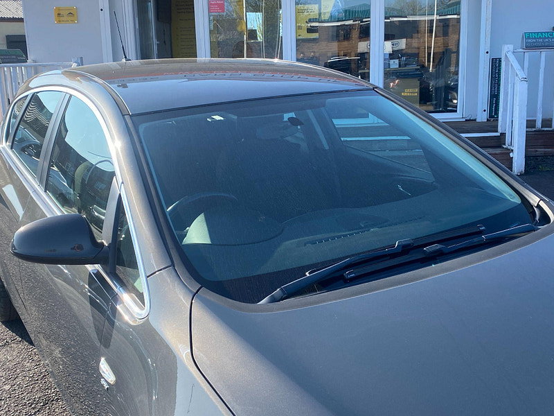 Vauxhall Astra 1.4i SRi Euro 6 5dr 5dr Manual 2015