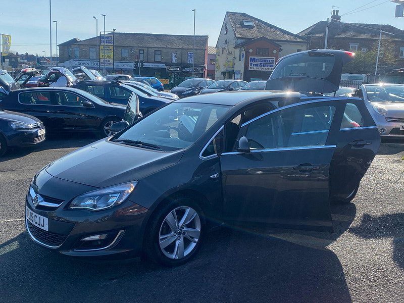 Vauxhall Astra 1.4i SRi Euro 6 5dr 5dr Manual 2015