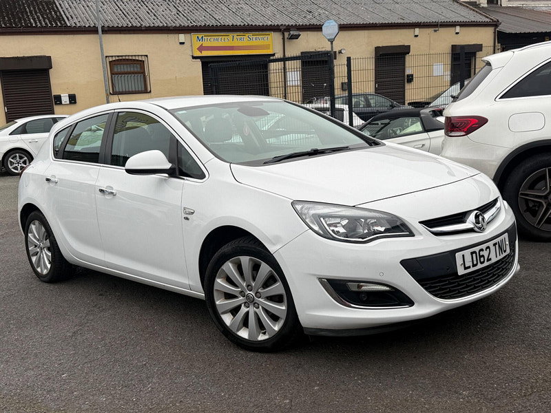 Vauxhall Astra 1.6 16v Elite Auto Euro 5 5dr 5dr Automatic 2012