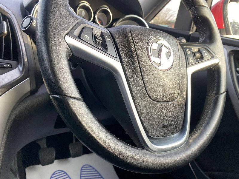 Vauxhall Astra 1.6 16v Elite Euro 5 5dr 5dr Manual 2012
