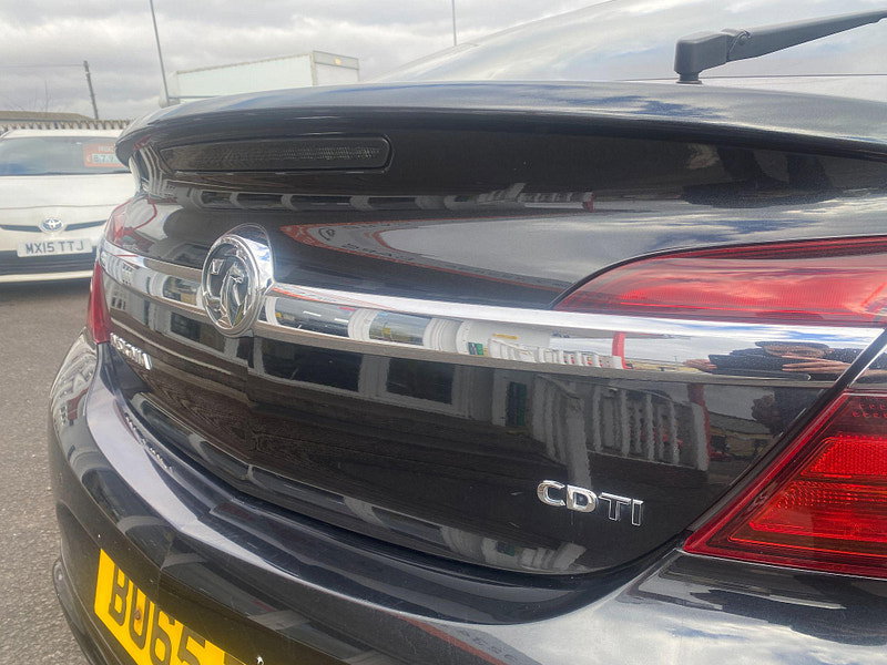 Vauxhall Insignia 2.0 CDTi SRi Nav Euro 6 (s/s) 5dr 5dr Manual 2015