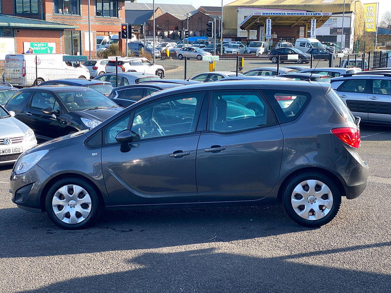 Vauxhall Meriva 1.4 16V Exclusiv Euro 5 5dr (Non AC) 5dr Manual 2011