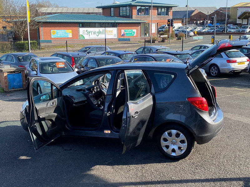 Vauxhall Meriva 1.4 16V Exclusiv Euro 5 5dr (Non AC) 5dr Manual 2011
