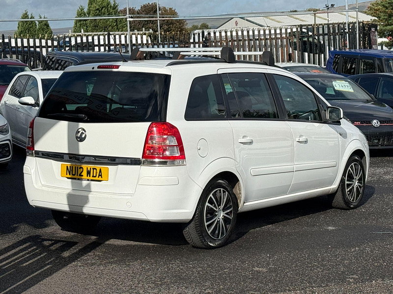 Vauxhall Zafira 1.6 16V Exclusiv Euro 5 5dr 5dr Manual 2012