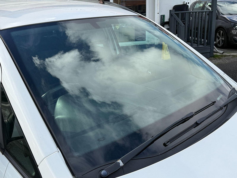 Vauxhall Zafira 1.6 16V Exclusiv Euro 5 5dr 5dr Manual 2012
