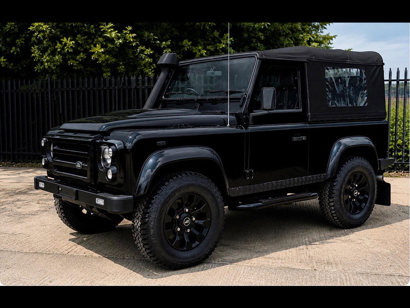 Land Rover Defender 90