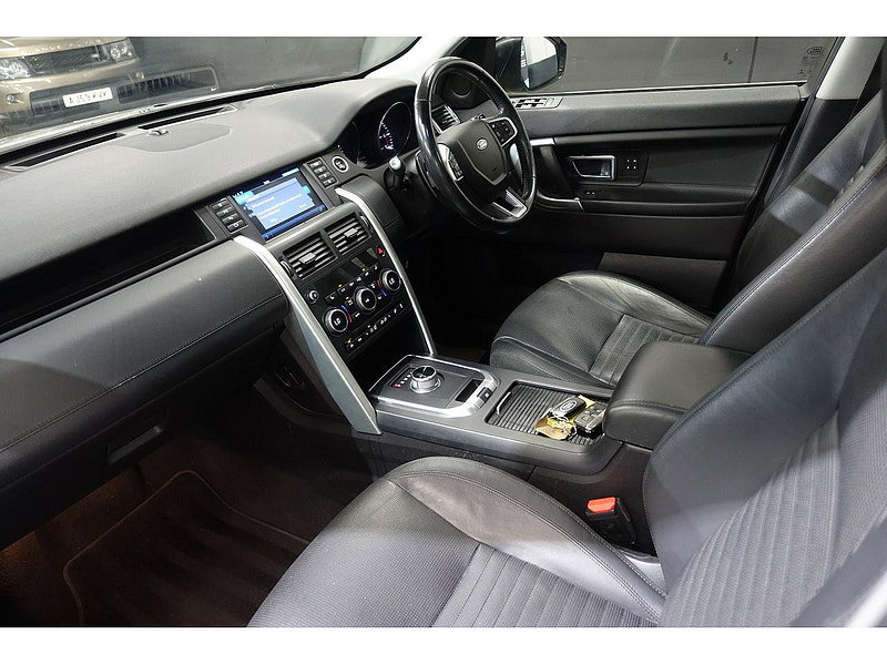 Land Rover Discovery Sport 2.0 TD4 HSE Luxury SUV 5dr Diesel Auto 4WD Euro 6 (s/s) (180 ps) 5dr Automatic 2026