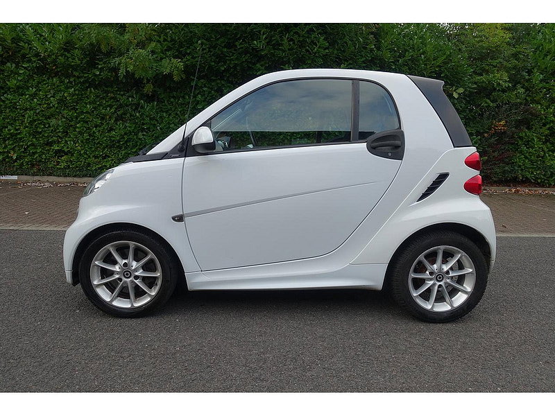Smart ForTwo 1.0 MHD Passion Coupe 2dr Petrol SoftTouch Euro 5 (s/s) (71 bhp) 2dr Automatic 2026