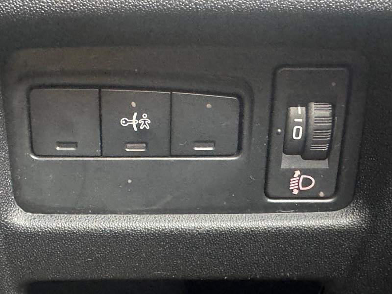 Citroen C4 1.6 BlueHDi Flair EAT6 Euro 6 (s/s) 5dr 5dr Automatic 2026