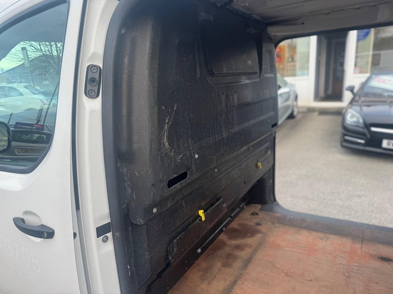 Citroen Dispatch 1.6 BlueHDi 1000 Enterprise M FWD 2 Euro 6 (s/s) 6dr 6dr Manual 2026