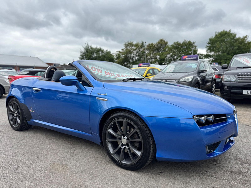 Alfa Romeo Spider 2.2 JTS 2dr 2dr Manual 2026