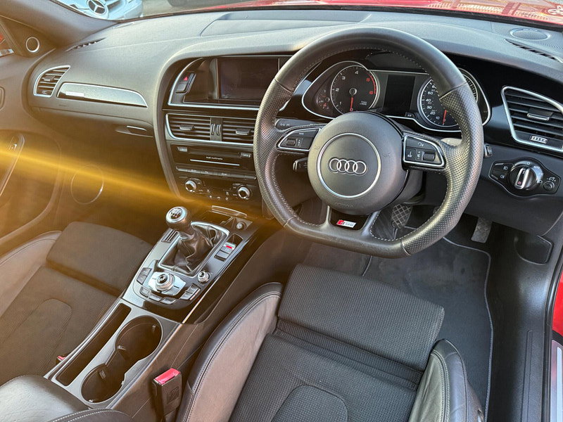 Audi A4 2.0 TDI Black Edition Saloon 4dr Diesel Manual quattro Euro 5 (s/s) (177 ps) 4dr Manual 2026