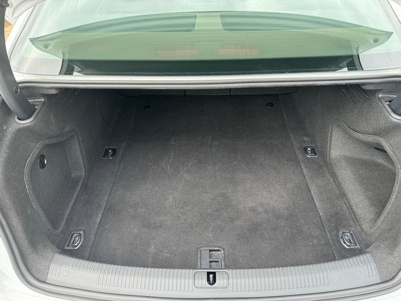 Audi A4 3.0 TDI V6 S line S Tronic quattro Euro 6 (s/s) 4dr 4dr Automatic 2026