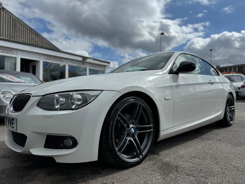 BMW 3 Series 2.0 318i Sport Plus Edition Euro 5 2dr 2dr Manual 2026