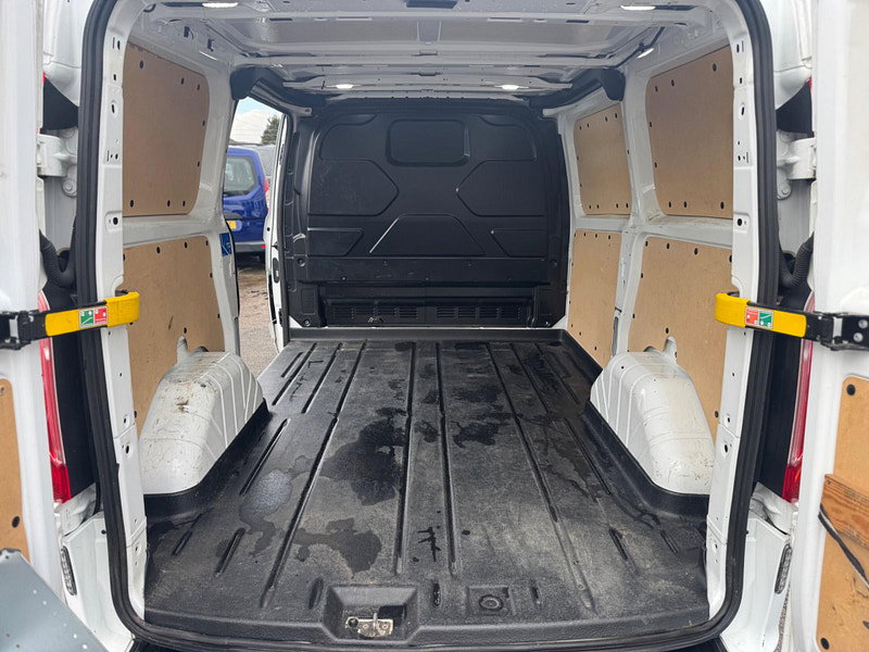 Ford Transit Custom 2.0 300 EcoBlue Limited L1 H1 Euro 6 (s/s) 5dr 5dr Manual 2026