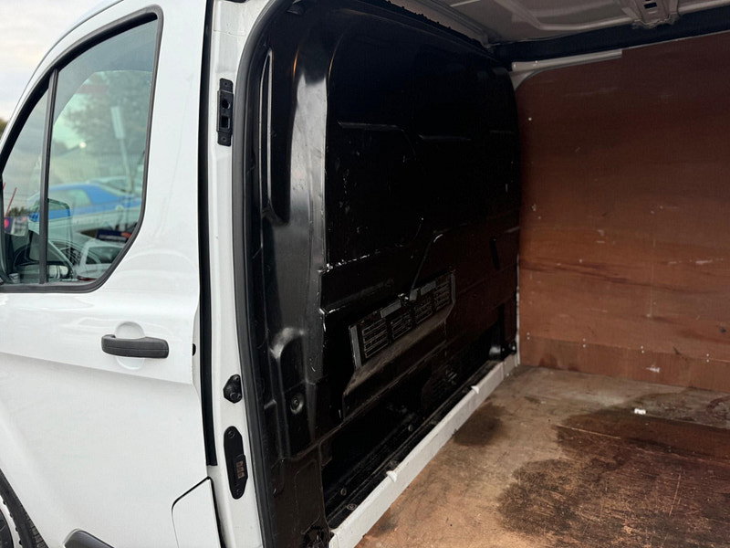 Ford Transit Custom 2.2 TDCi 270 ECOnetic L1 H1 5dr 5dr Manual 2026