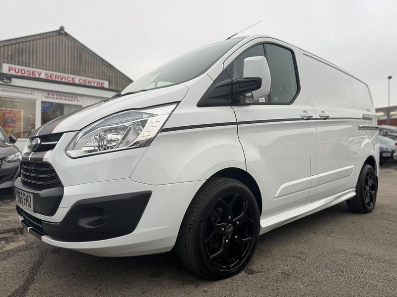 Ford Transit Custom 2.2 TDCi 270 Limited L1 H1 5dr 5dr Manual 2026