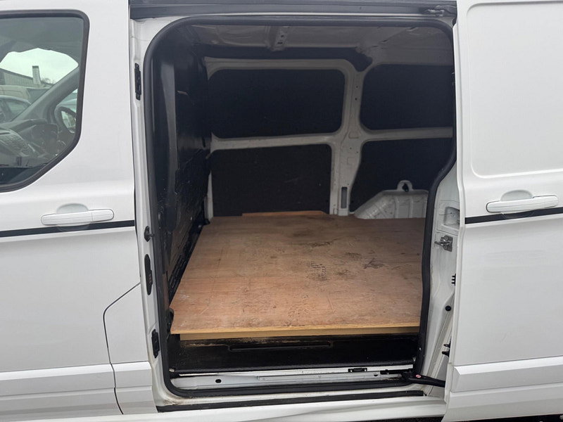 Ford Transit Custom 2.2 TDCi 270 Limited L1 H1 5dr 5dr Manual 2026