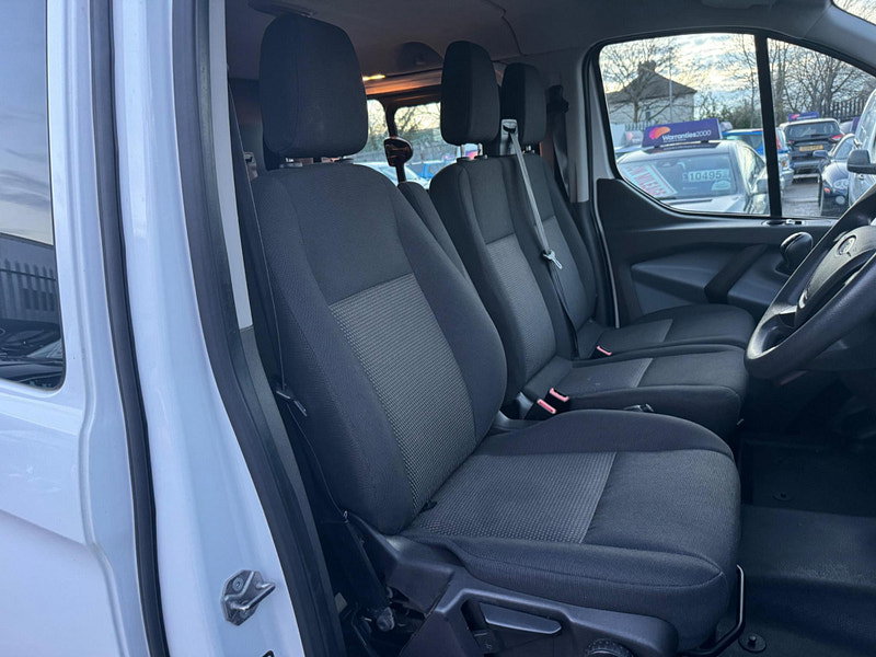 Ford Transit Custom 2.2 TDCi 290 L2 H1 5dr 5dr Manual 2026