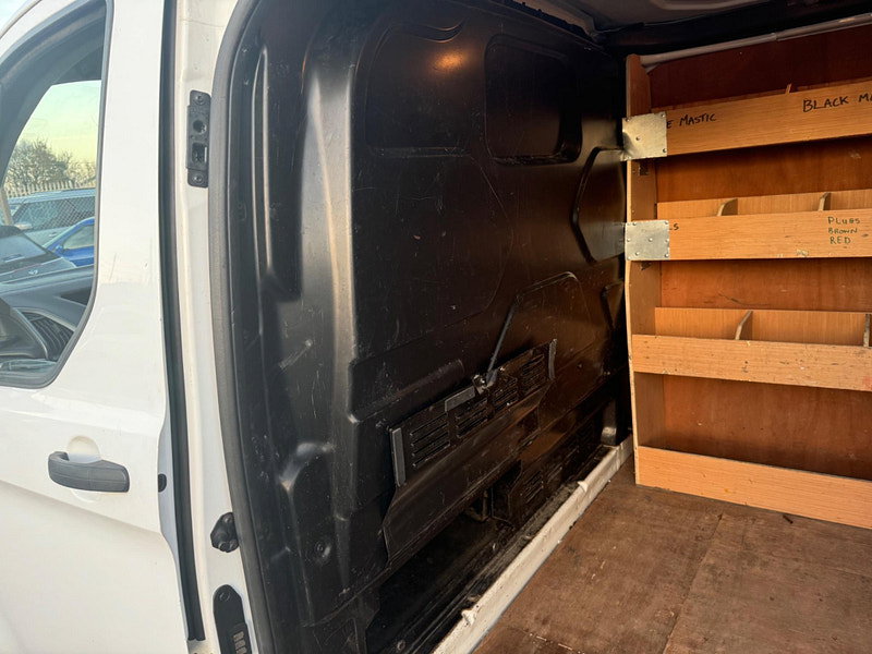 Ford Transit Custom 2.2 TDCi 290 L2 H1 5dr 5dr Manual 2026