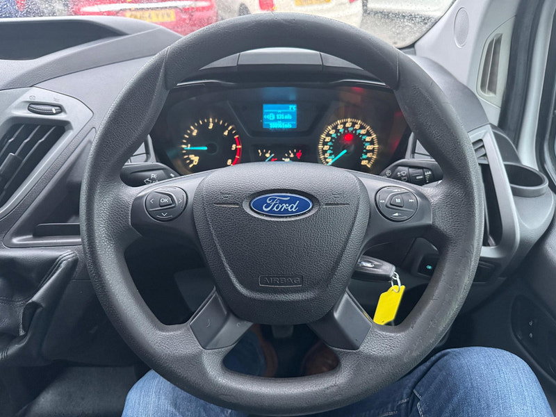 Ford Transit Custom 2.2 TDCi 290 L2 H1 5dr 5dr Manual 2026