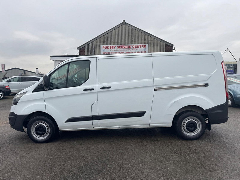 Ford Transit Custom 2.2 TDCi 290 L2 H1 5dr 5dr Manual 2026