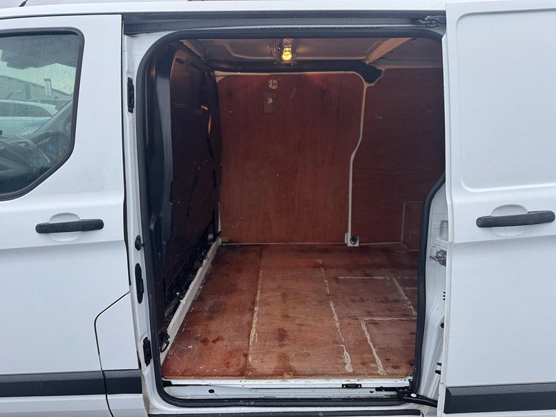 Ford Transit Custom 2.2 TDCi 290 L2 H1 5dr 5dr Manual 2026