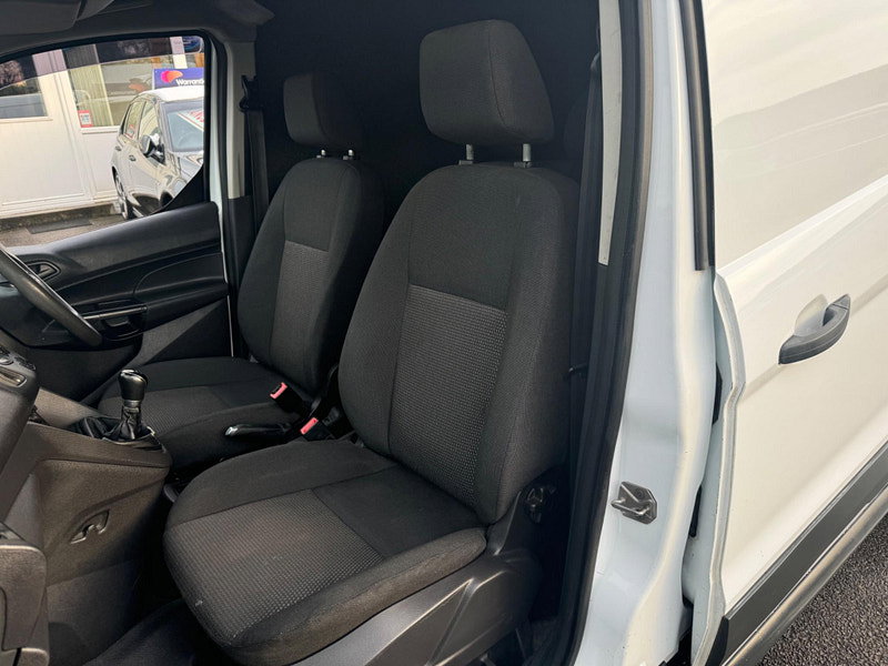 Ford Transit Connect 1.6 TDCi 210 L2 H1 4dr 4dr Manual 2026