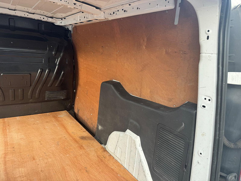 Ford Transit Connect 1.6 TDCi 240 L2 H1 4dr 4dr Manual 2026