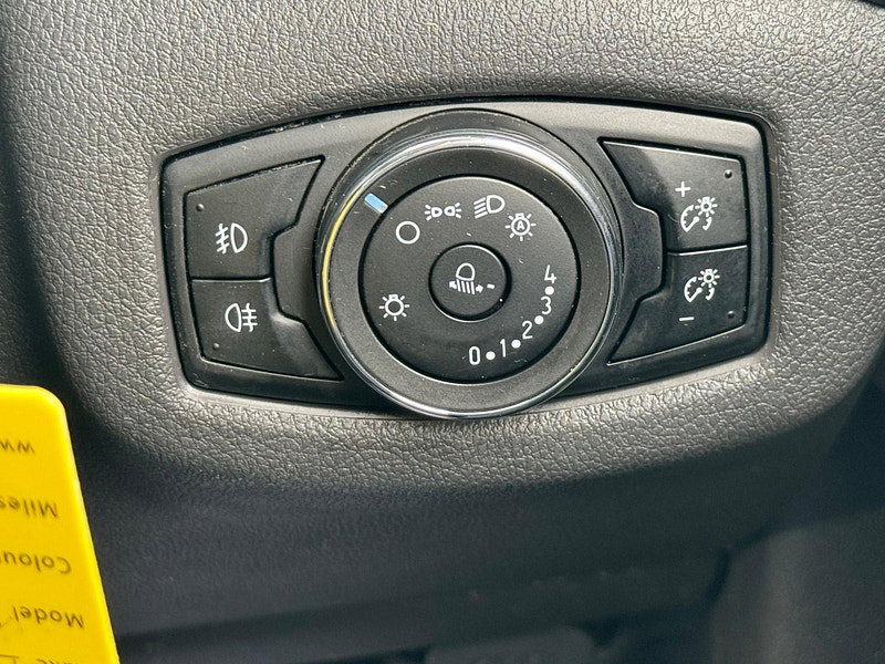 Ford Transit Connect 1.6 TDCi 240 Limited L2 H1 5dr 5dr Manual 2026