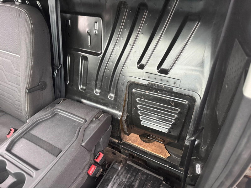 Ford Transit Connect 1.6 TDCi 240 Limited L2 H1 5dr 5dr Manual 2026