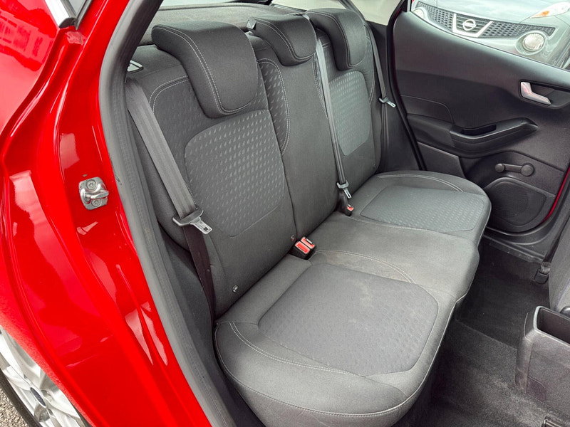 Ford Fiesta 1.1 Ti-VCT Zetec Euro 6 (s/s) 5dr 5dr Manual 2026
