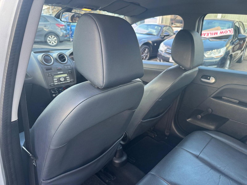 Ford Fiesta 1.4 Ghia 5dr 5dr Manual 2026