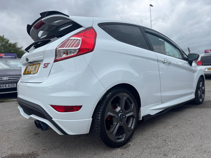Ford Fiesta 1.6T EcoBoost ST-3 Euro 6 3dr 3dr Manual 2026