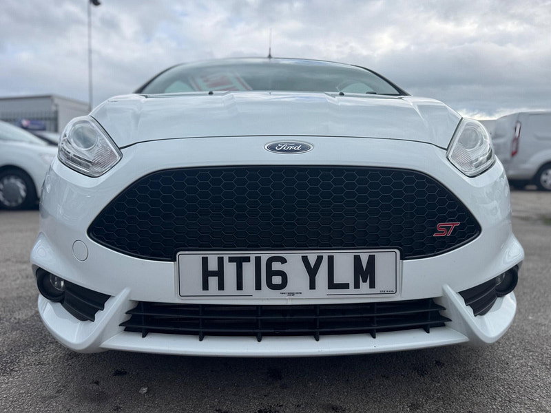 Ford Fiesta 1.6T EcoBoost ST-3 Euro 6 3dr 3dr Manual 2026