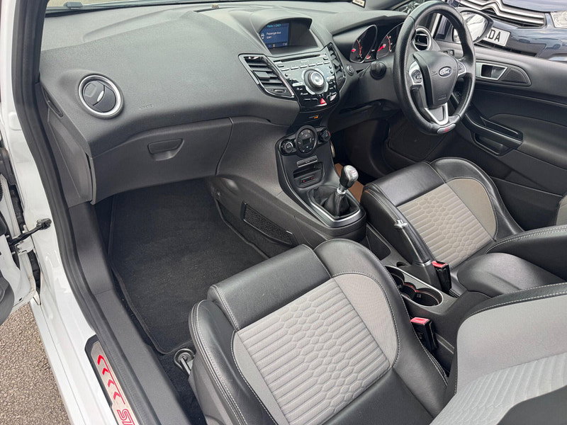 Ford Fiesta 1.6T EcoBoost ST-3 Euro 6 3dr 3dr Manual 2026