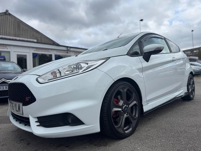 Ford Fiesta 1.6T EcoBoost ST-3 Euro 6 3dr 3dr Manual 2026