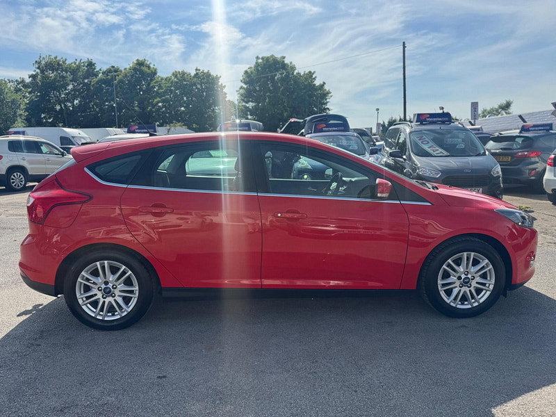 Ford Focus 1.0T EcoBoost Titanium Euro 5 (s/s) 5dr 5dr Manual 2026