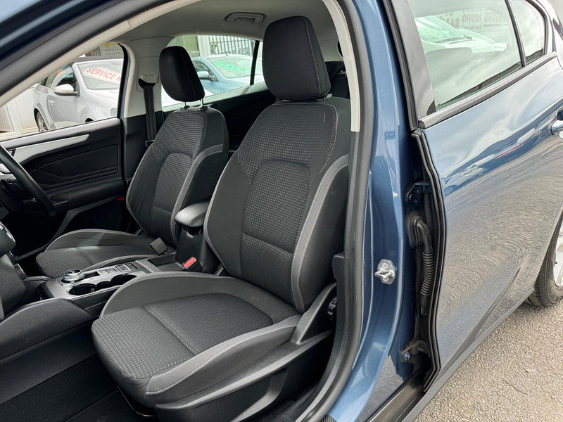 Ford Focus 1.5 EcoBlue Zetec Auto Euro 6 (s/s) 5dr 5dr Automatic 2026